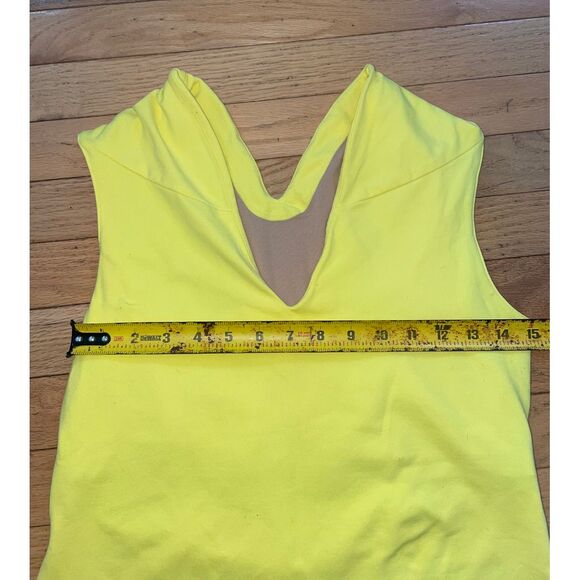 Lululemon Athletica, Workout Tank Top, Built in Bra, Yellow, Women's medium - Picture 2 of 4
